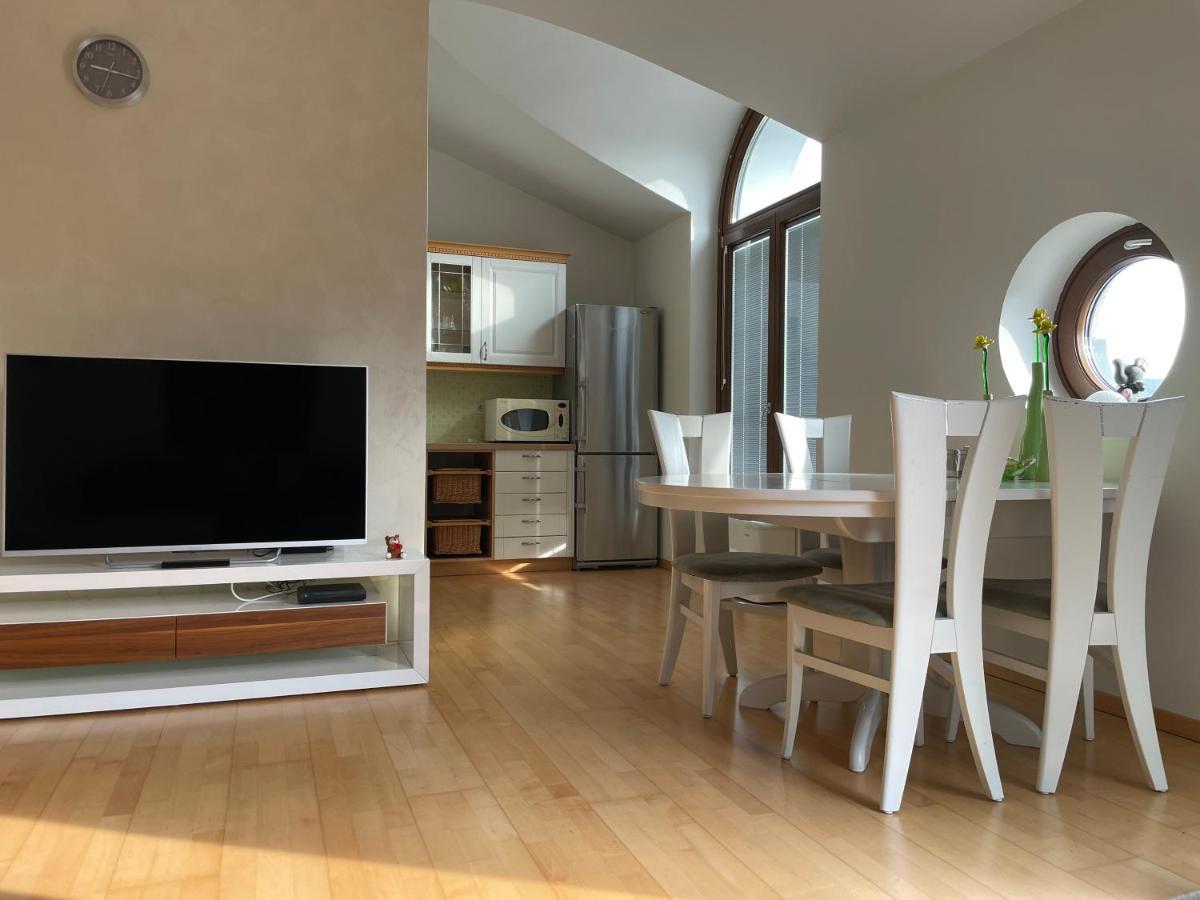 Apartment Olympus - One Bedroom Apartment Порторож Экстерьер фото